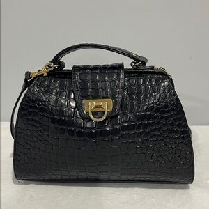 Lord & Taylor Vintage Crocodile Embossed Leather Hinge Doctor Bag Purse